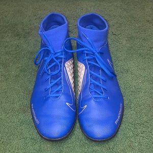 Nike Phantom Soccer Shoes